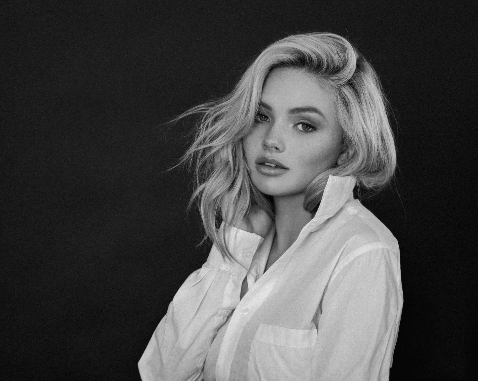 Natalie Alyn Lind