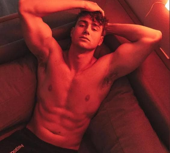 Harry Jowsey