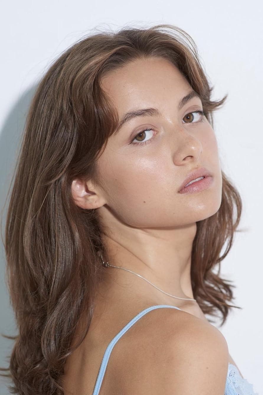 Chloe Avakian