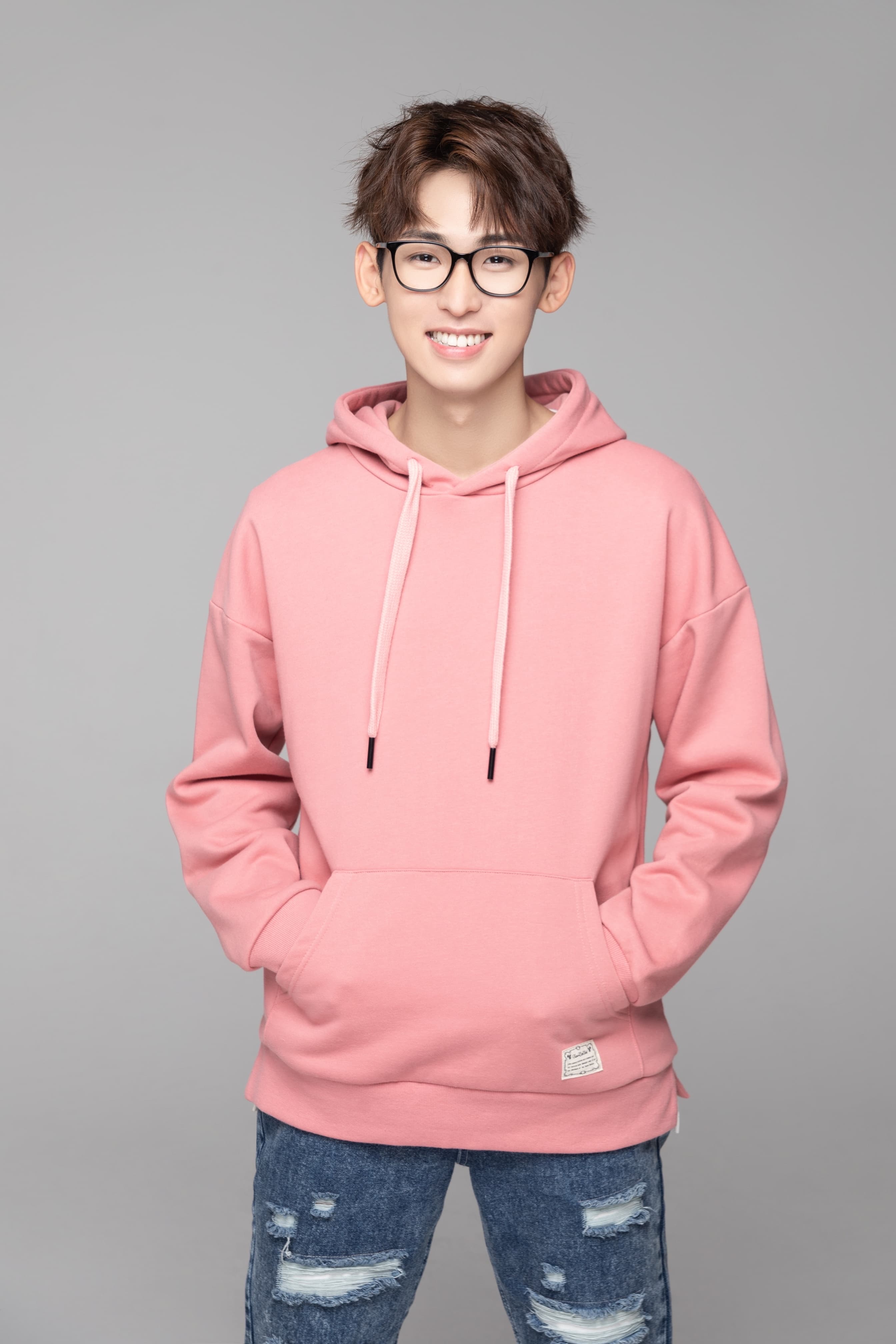 Jiuzhou Tang