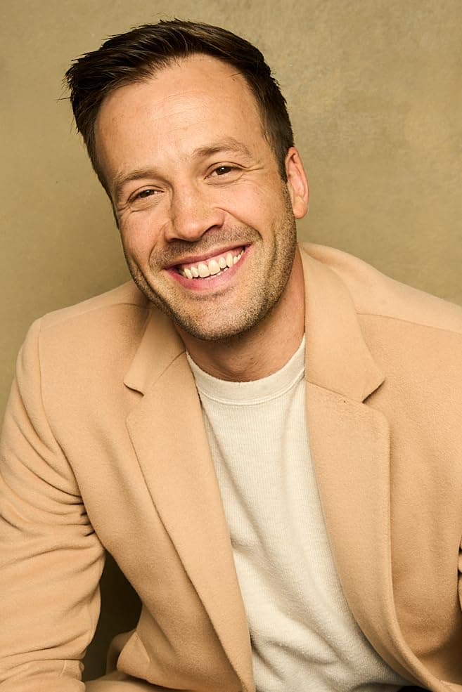 Dominic Leeder