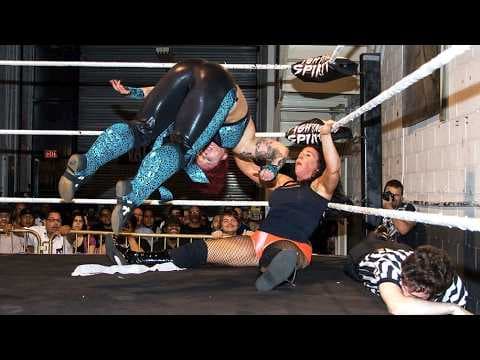 2014 -  LuFisto Vs Kacee Carlisle #womenswrestling #indiewrestling #lutteféminine #shimmer