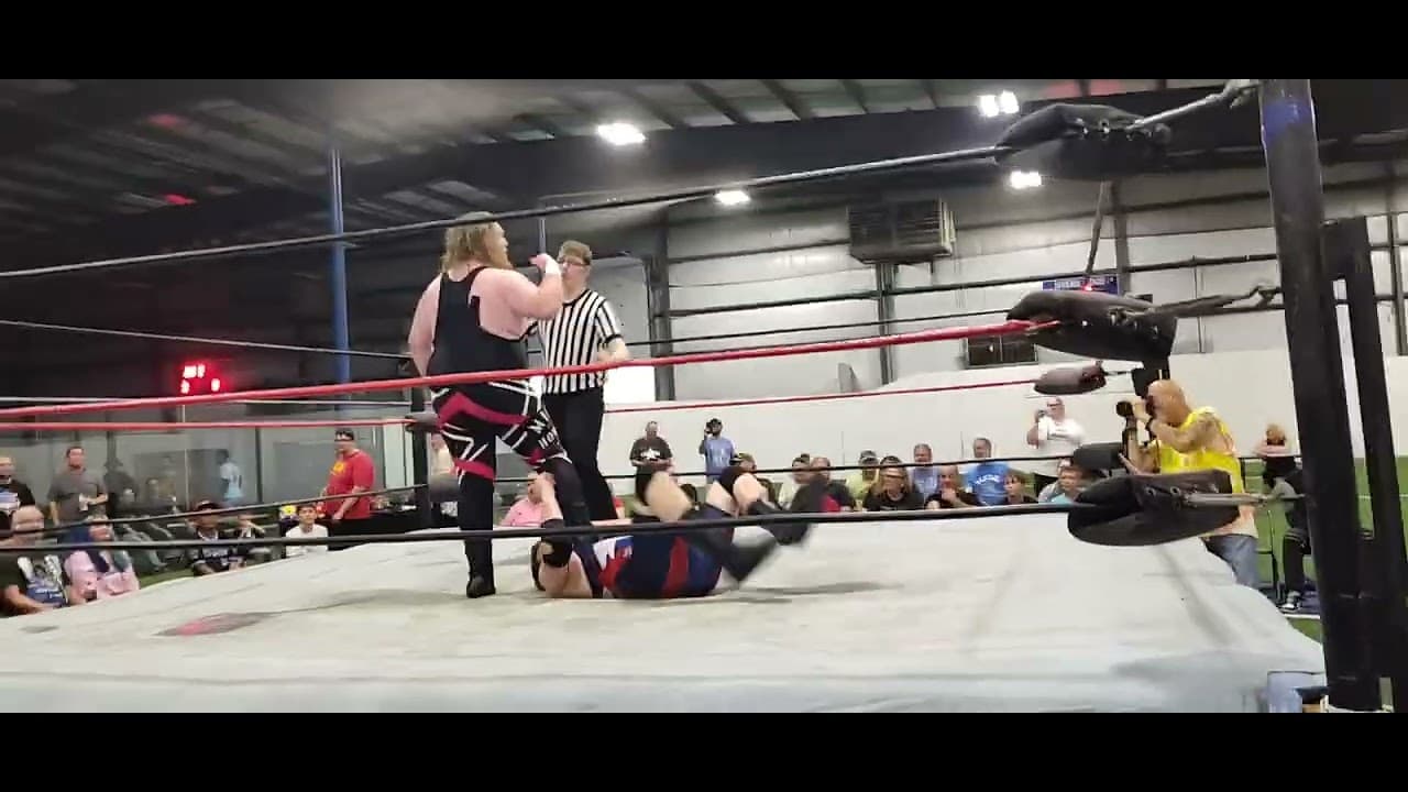 Battle On The Border Night Of Champions X Derek Walls Vs Mike Howard  5-16-2026