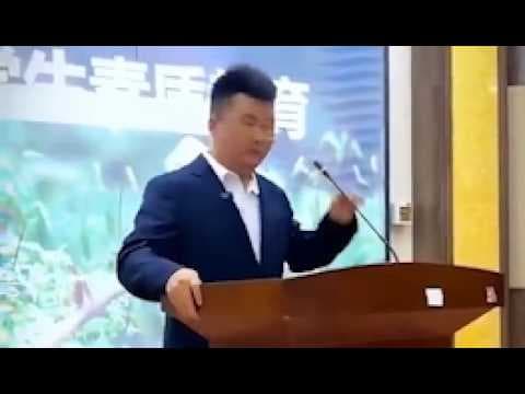 Chinese Man Tries To Give Speech Despite Huge Anxiety
