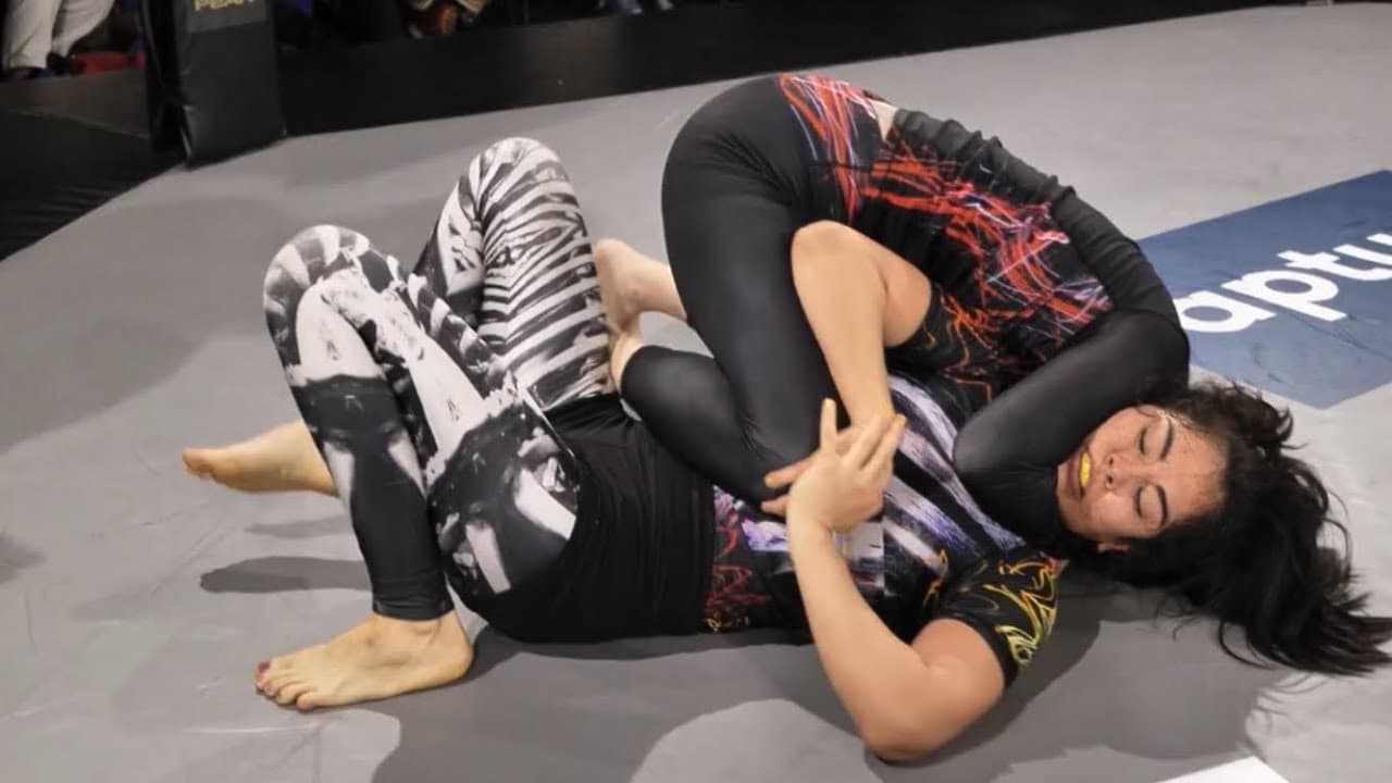 Damaris vs. Marie jiu jitsu women fight