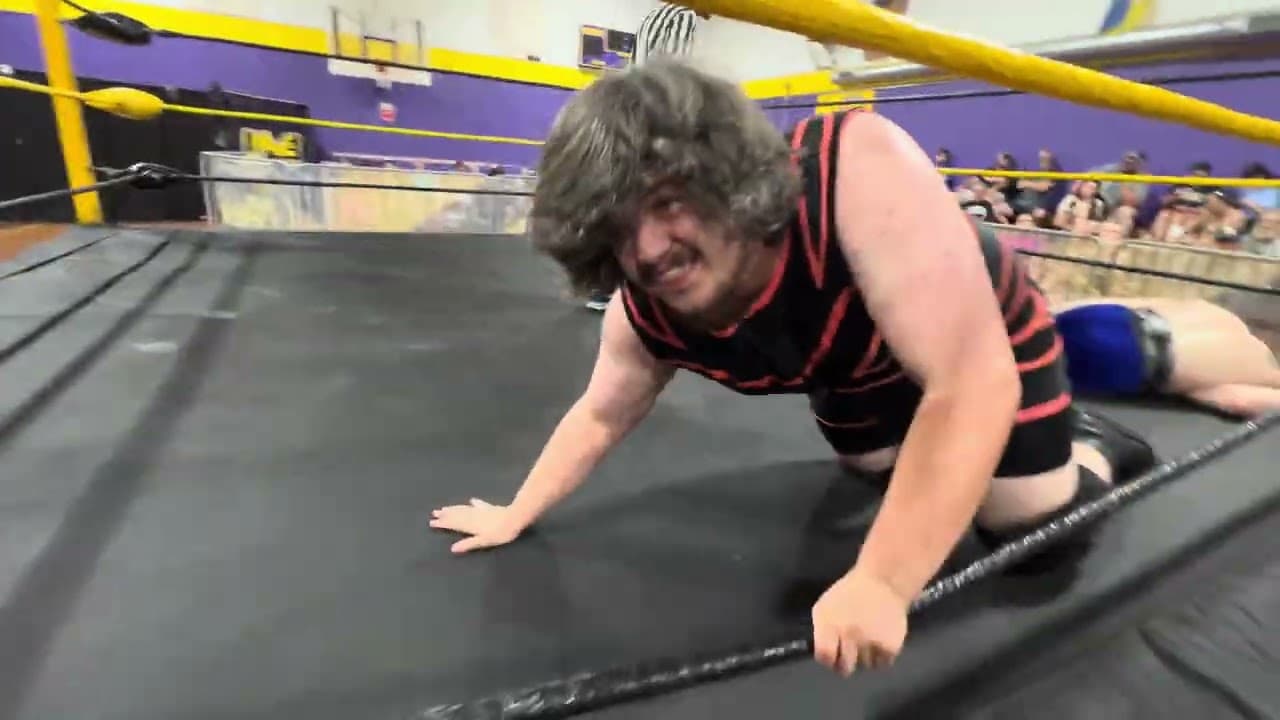 Noah Blackwood versus Captain North 6– 6–26 qualifier for the New Nawe national championship ￼