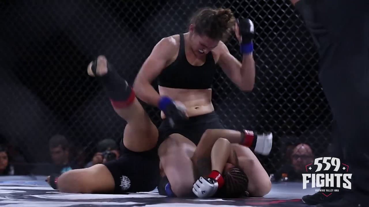 Best Ground and Pound 32 Female MMA
