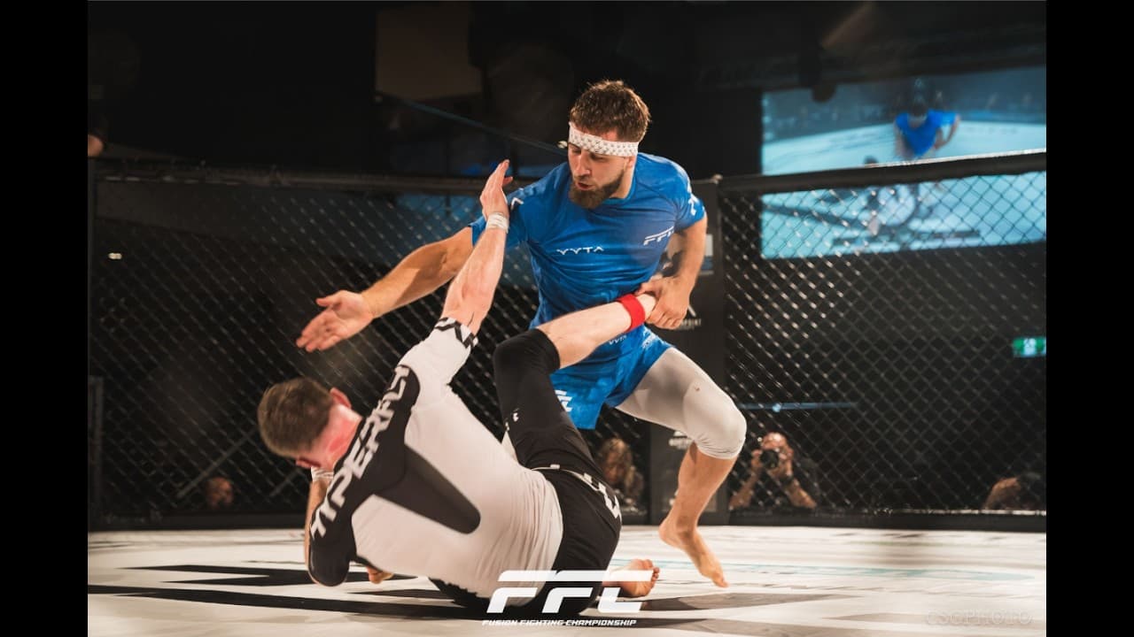 FFC VOLUME 11 - FIGHT 21 - KAAN HUSMEK VS JOSH ALLSOPP BOUGHT TO YOU BY HOOKS