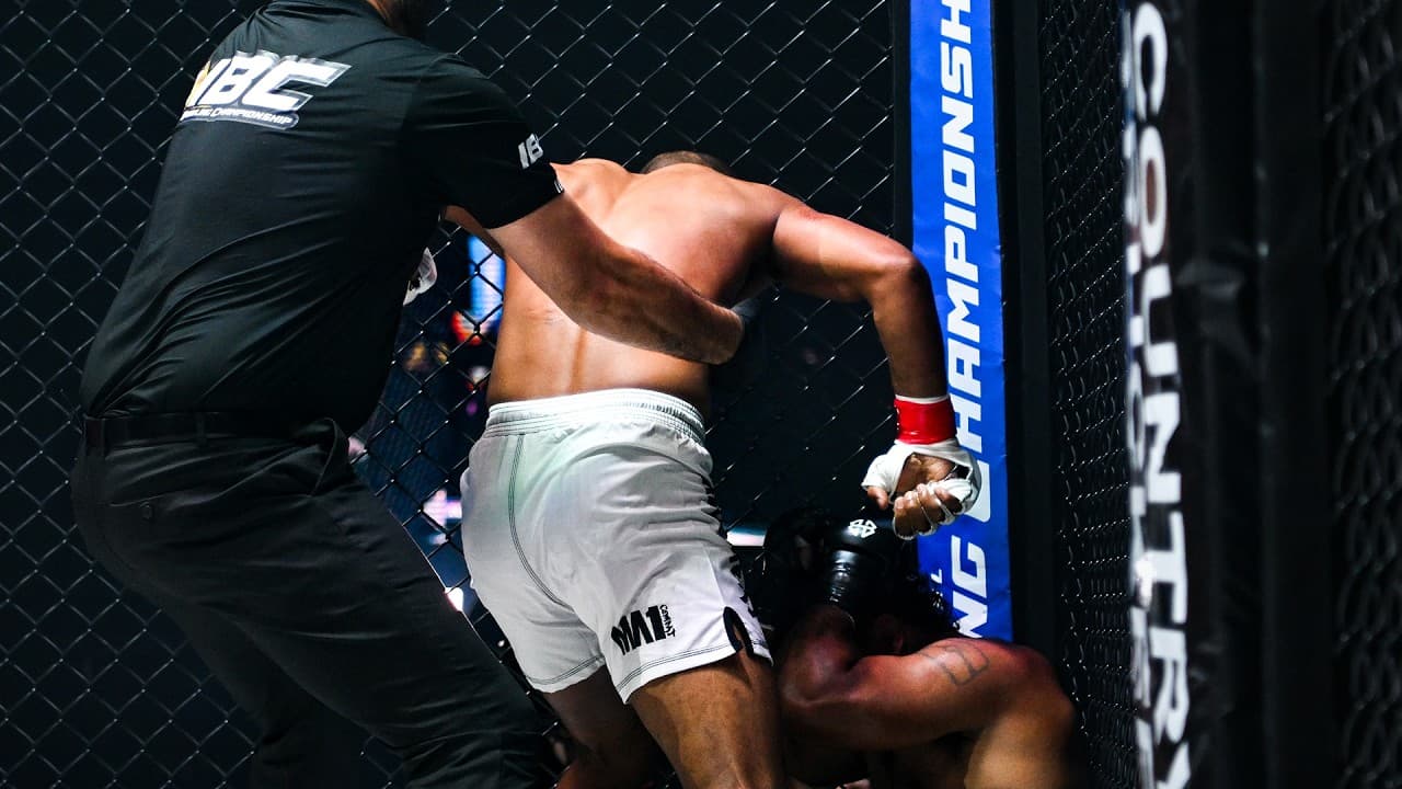 "Is He Playing Possum?" | Samasoni vs Alexander IBC 03