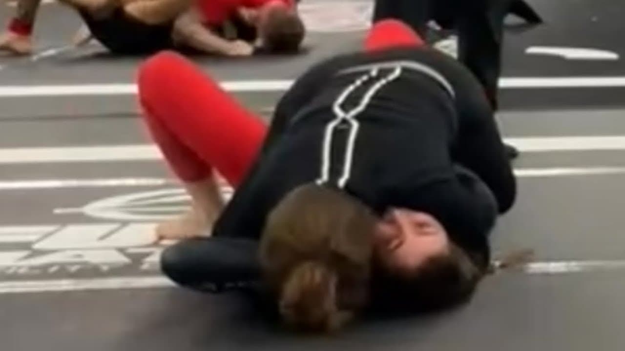 Long full mount girl nogi match