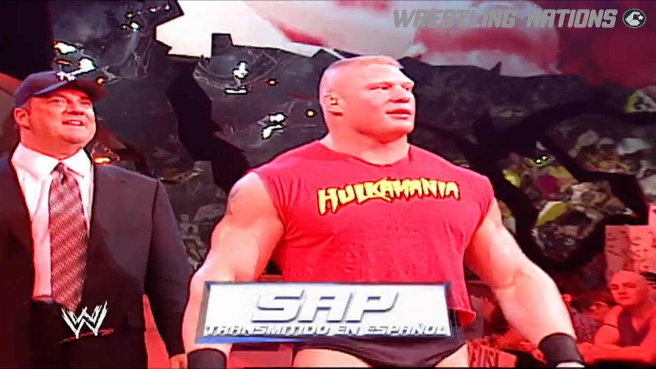 Brock Lesnar Mocks Hulk Hogan Wearig his Shirt #brocklesnar #wwe #wwefan
