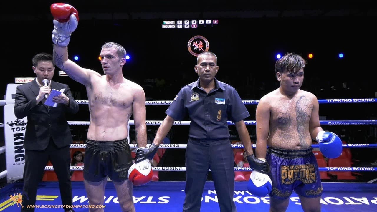 TONY (PHUKET FIGHT CLUB) VS CHALONGSUEK (CRAZY F MUAYTHAI)