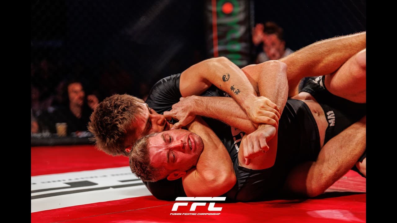FFC Volume 12 Fight 18 | Joe Hunt vs Jesse Dickson | Brought to you by Tooth Whitening Studio
