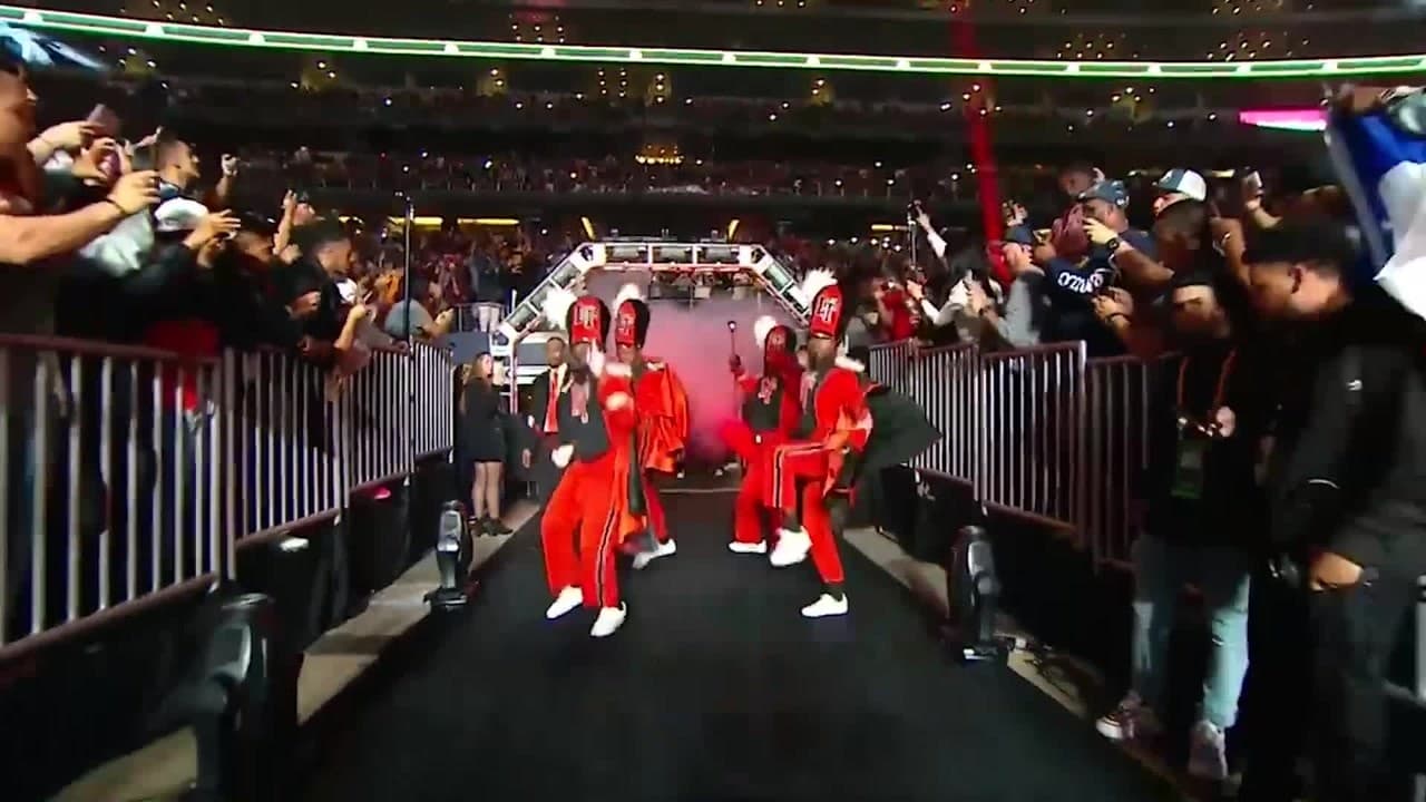 Errol Spence Jr. HUGE ring walk 😳🔥