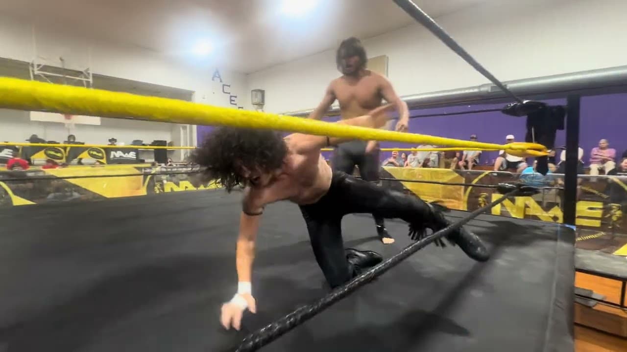 Submission match the warbringer Mars vs The Bloodhound Zach Legrand 08/01/26