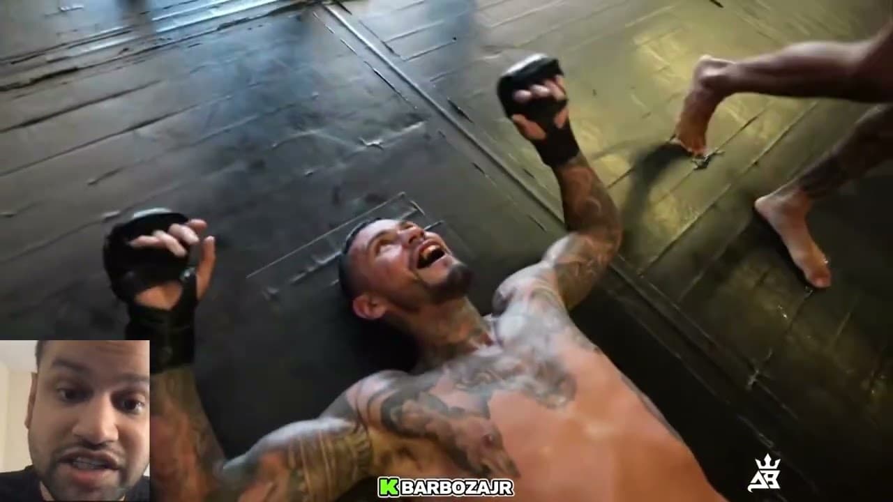 King Green Taps World Champion In Seconds