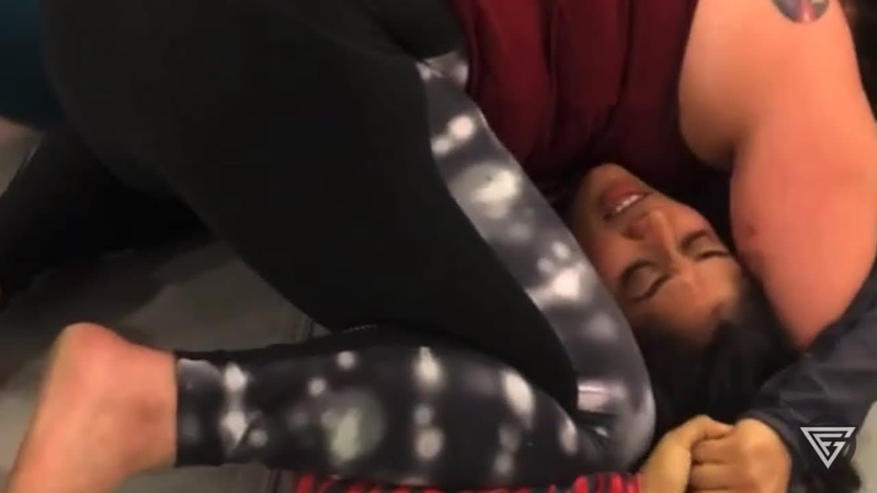 Radhika in great trouble girlfight jiu jitsu