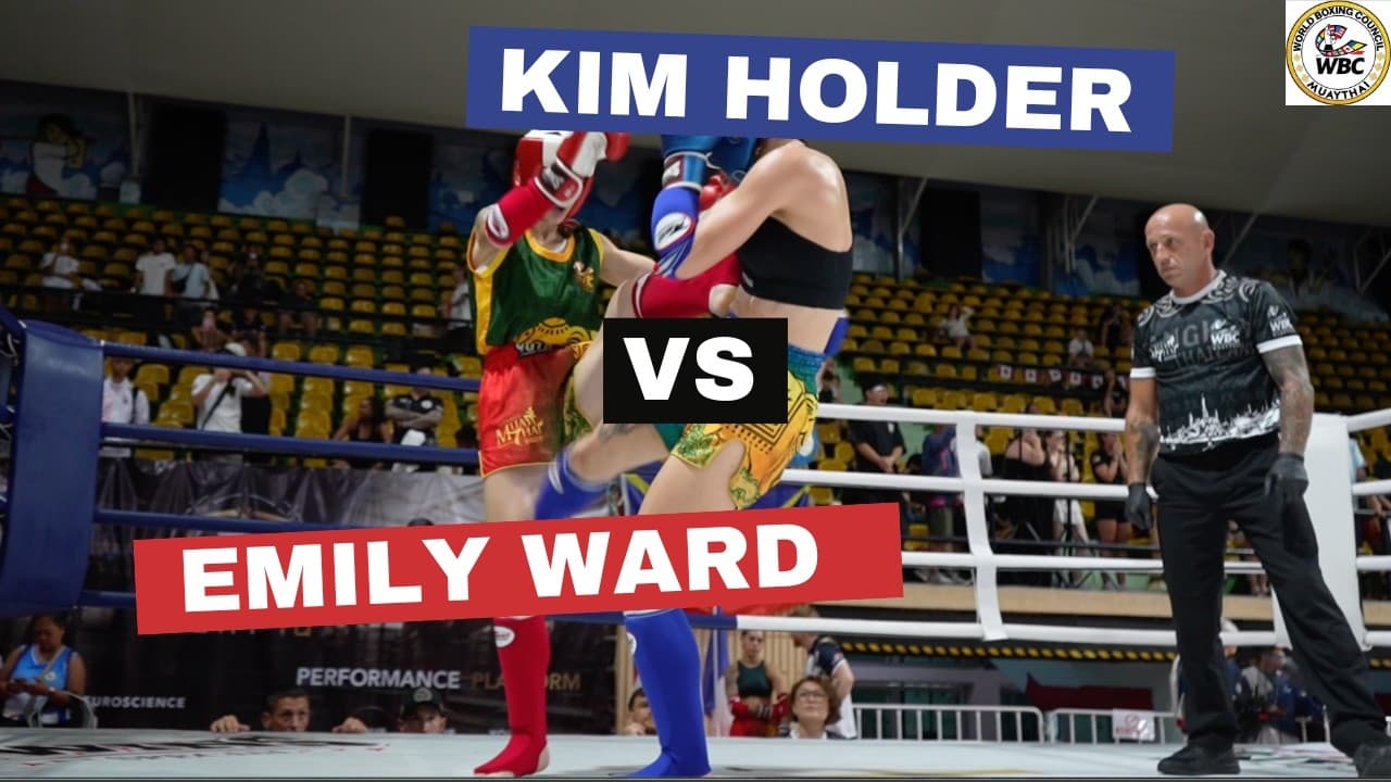 Emily Ward (USA/Red) vs Kim Holder (Australia/Blue)