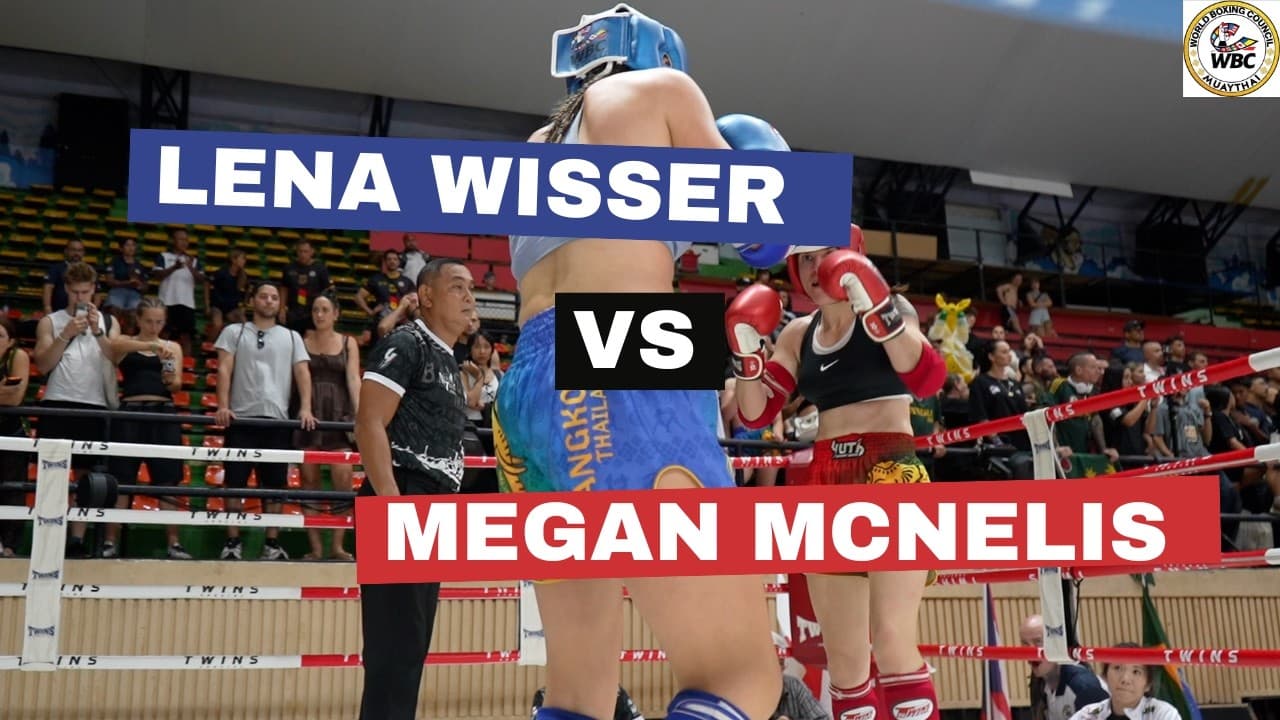 Megan McNelis(Red USA)  vs Lena Wisser (Blue Germany)