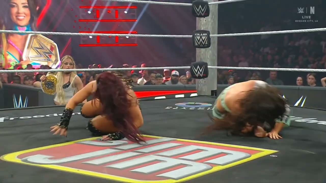 WWE RAW CHELSEA GREEN VS ROXANNE PEREZ 10/12/26