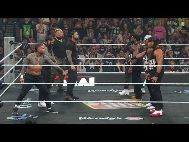 Roman Reigns attacks 946_ WWE Raw 19 October 2026