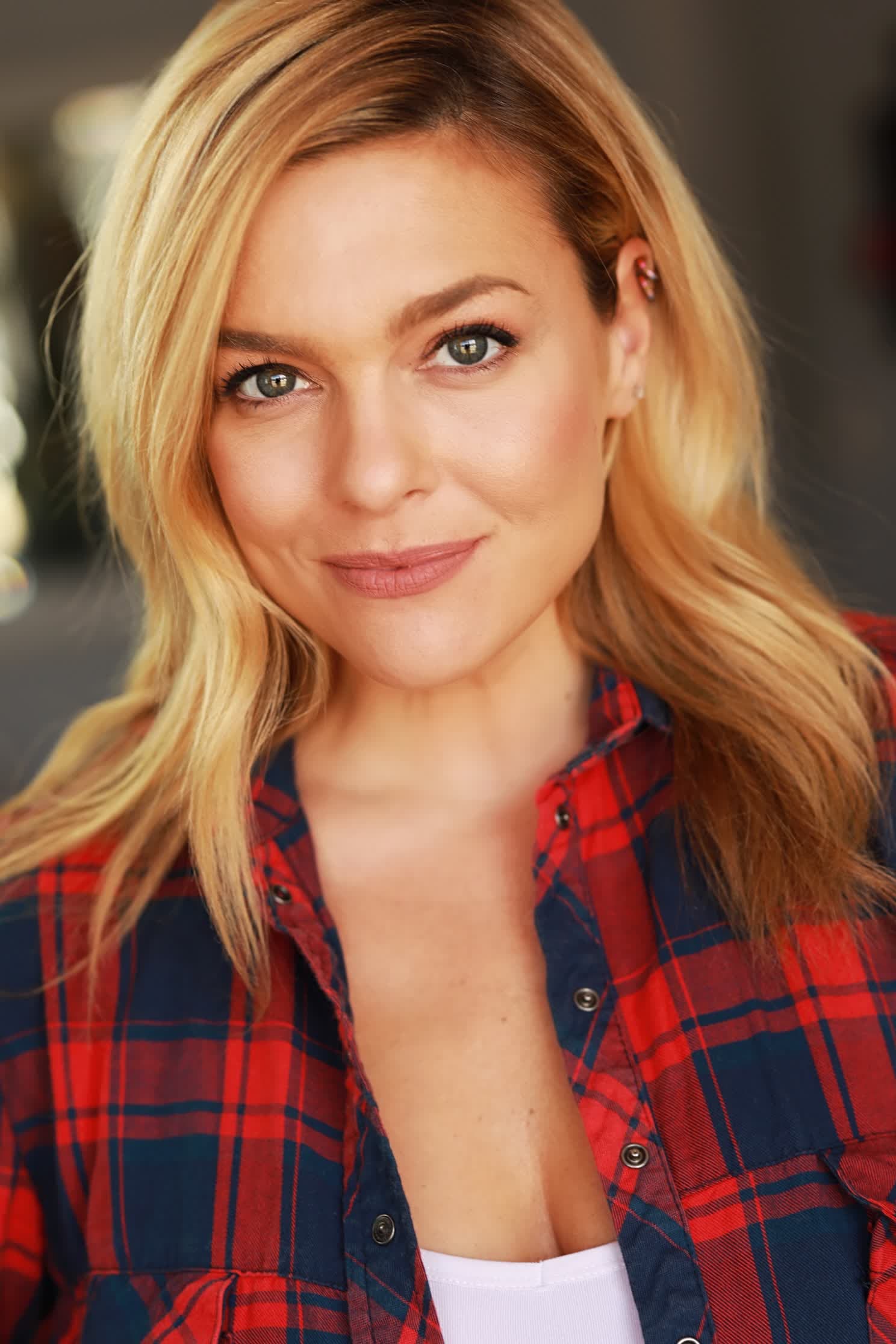 Carly Reeves