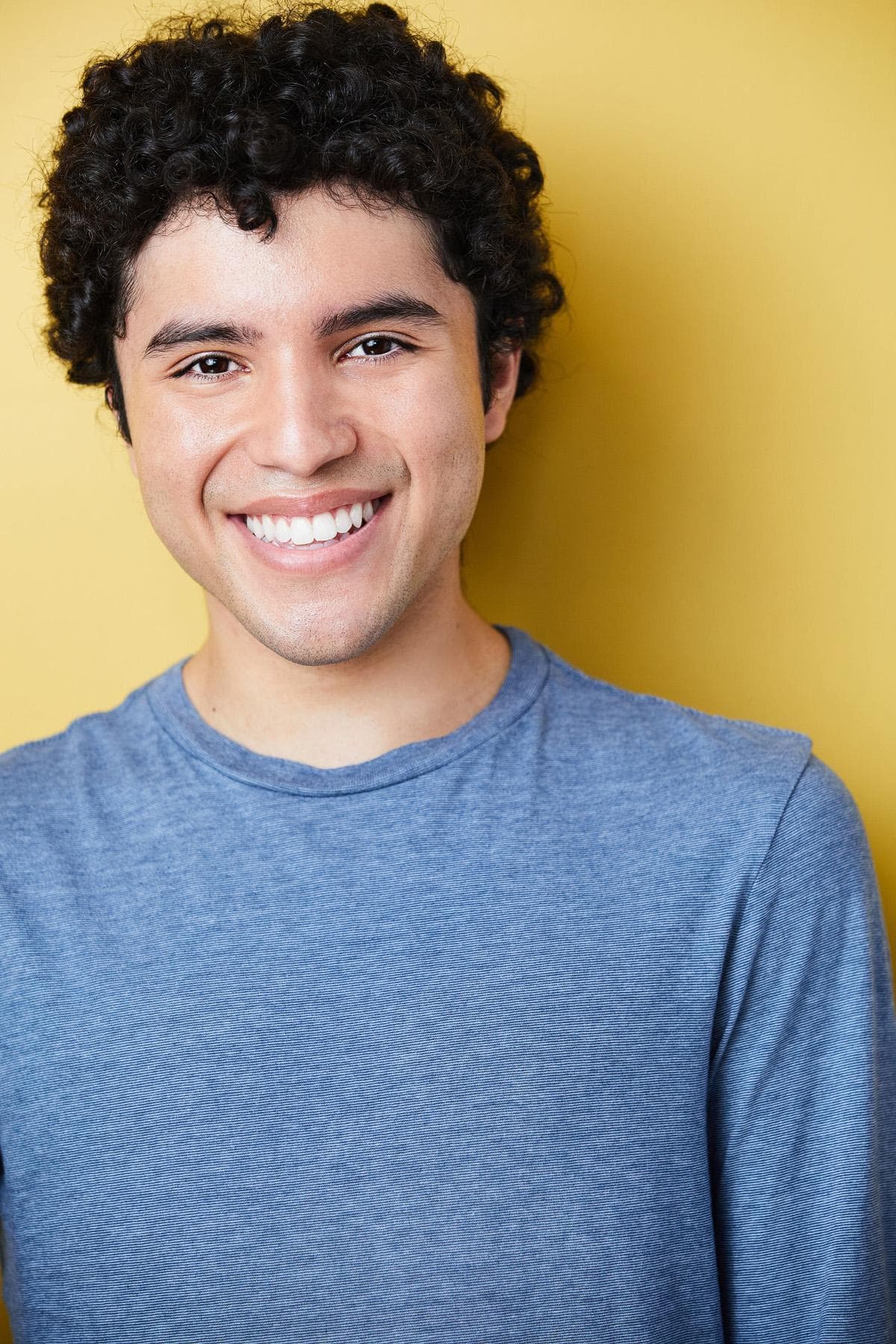 Adam Leiva