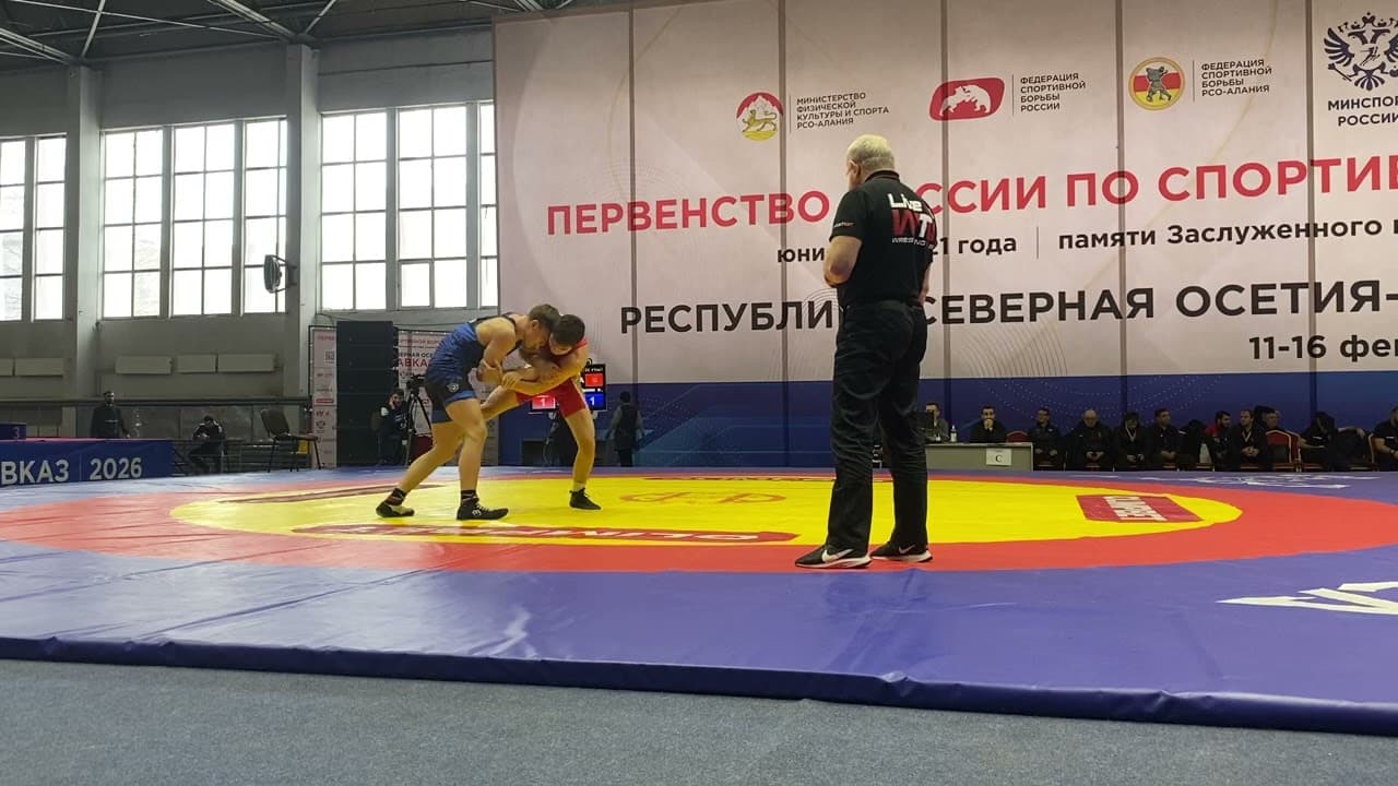 Дамир Бжекшиев (КБР) - Игорь Будылин (Красноярский край)