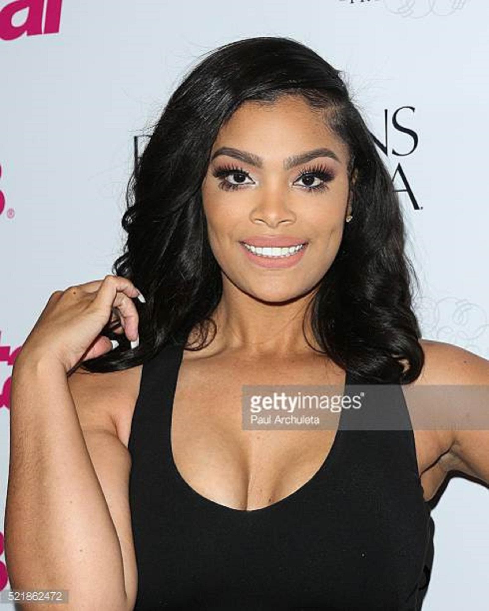 Mehgan James